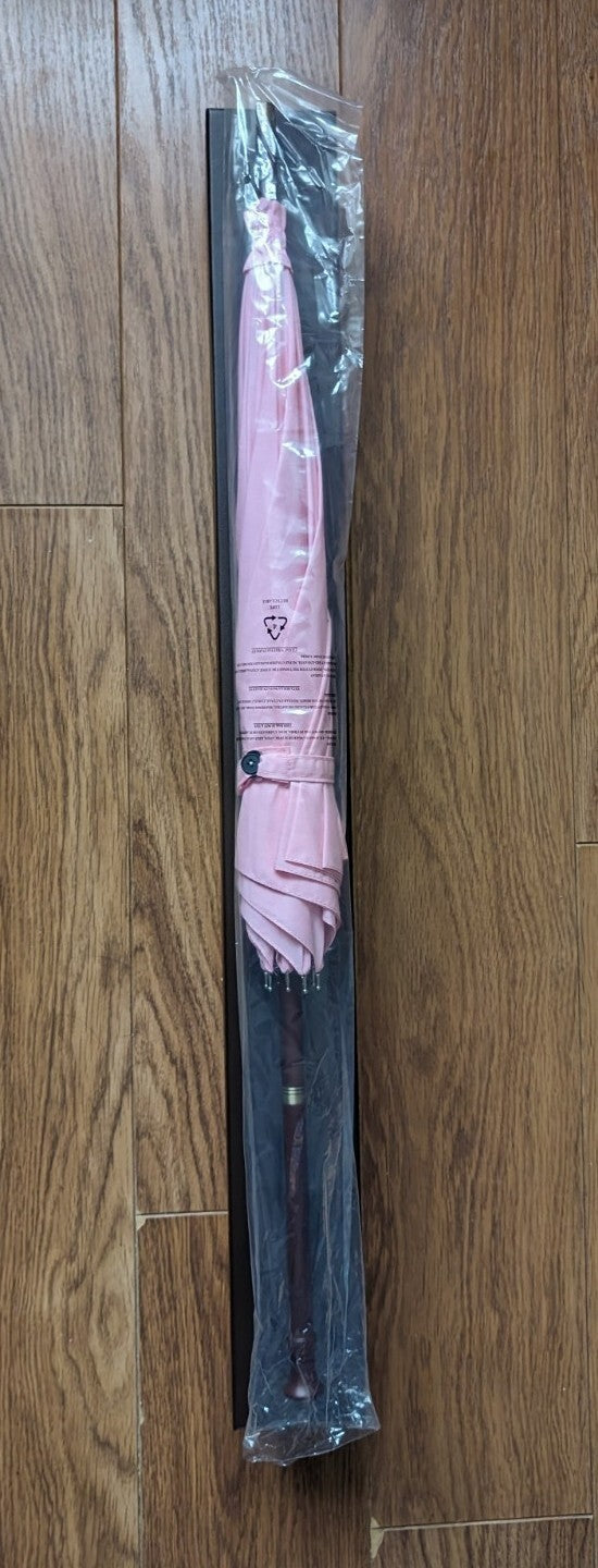 •Harry Potter •Hagrid's Umbrella •Prop Replica •The Noble Collection 