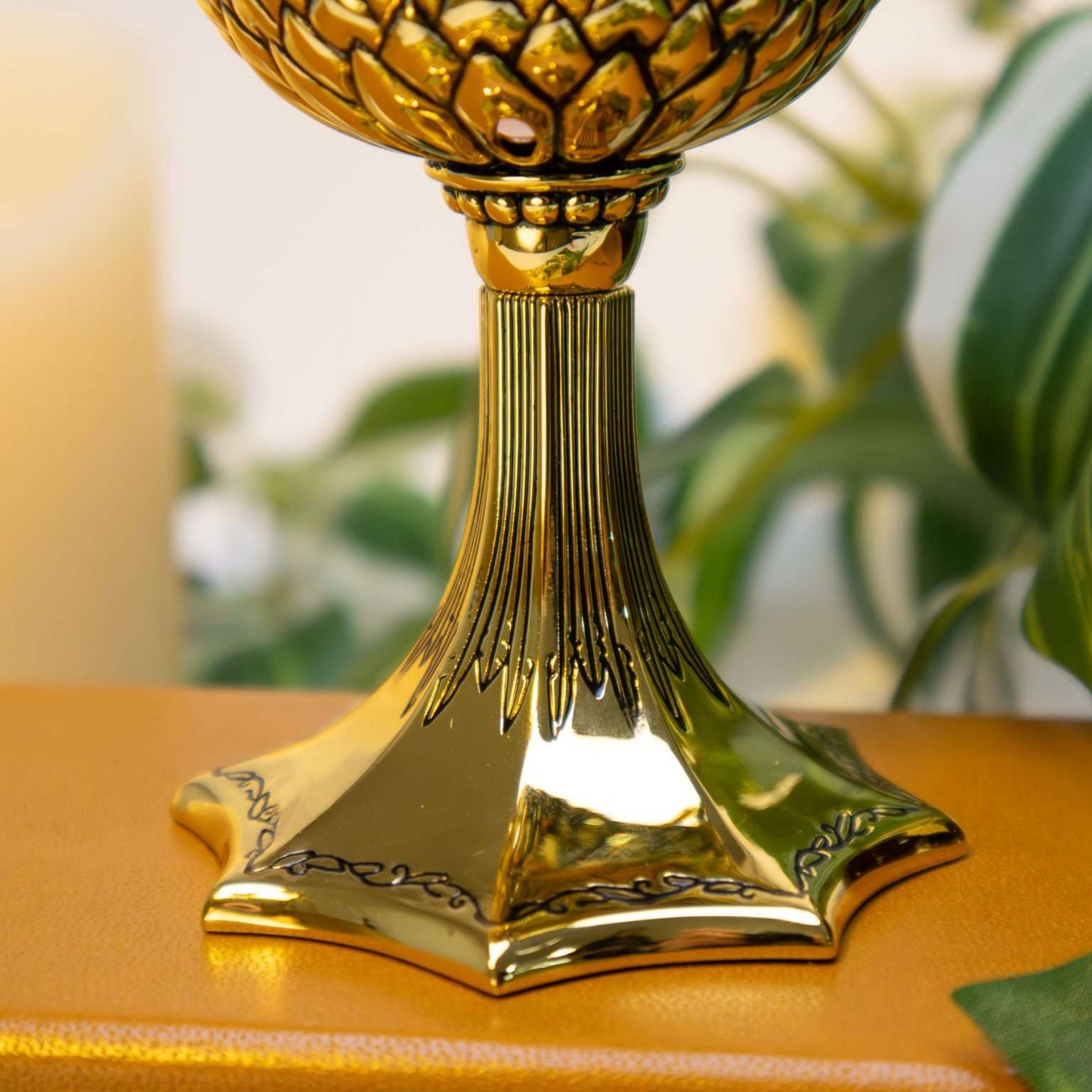 Helga Hufflepuff Cup Replica – The Noble Collection Horcrux Prop